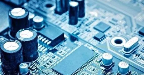 卡脖之痛 從芯片到電子元件，我國電子產業的雙重突圍戰